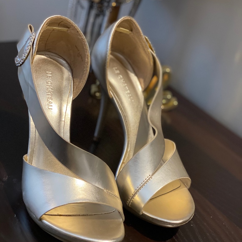Gold heels - Picture 3 of 9